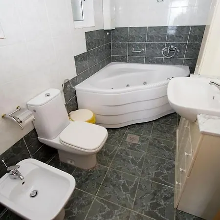 Holiday Home Vila Makarska