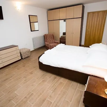 Vila Holiday Home Makarska