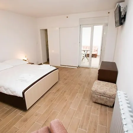 Holiday Home * Makarska