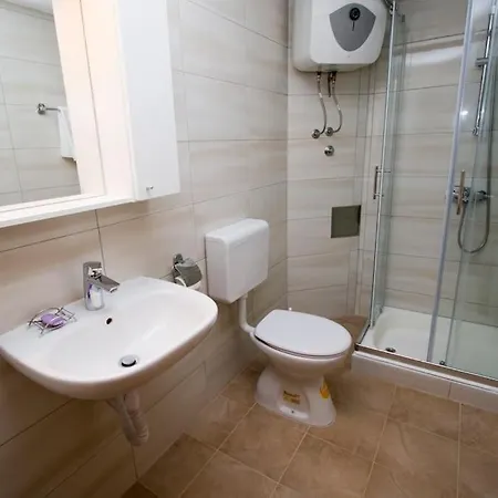 Villa Holiday Home *