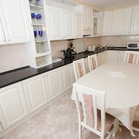 Villa Holiday Home Makarska