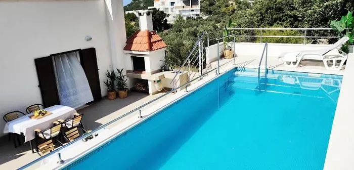 Holiday Home Villa Makarska