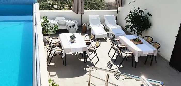 Вілла Holiday Home *