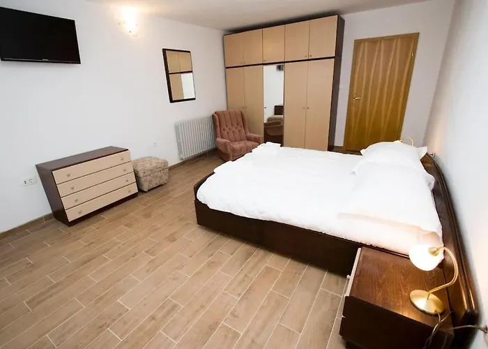 Villa Holiday Home Makarska