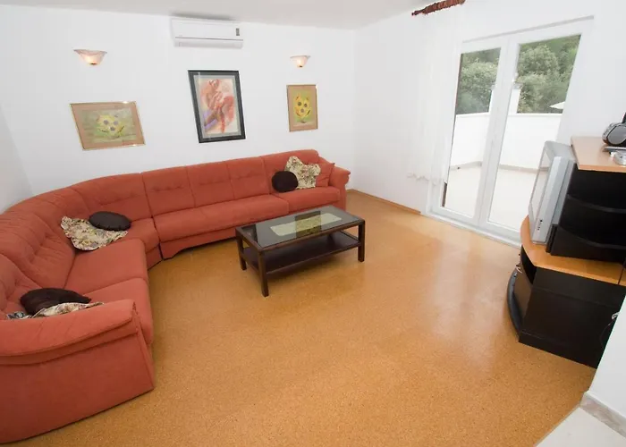 Villa Holiday Home Makarska